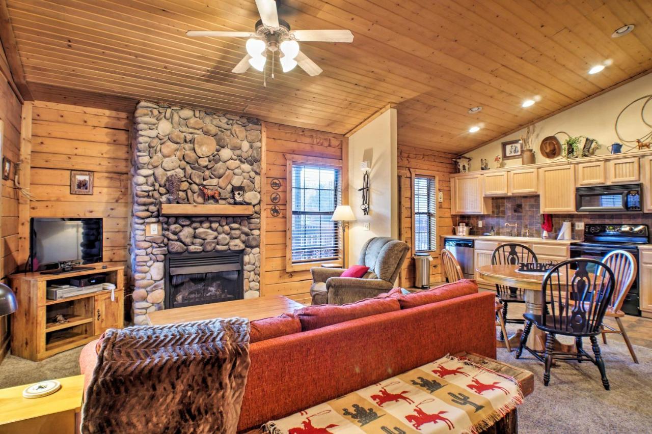 Apartament Cabin-Style Studio Right Off The Branson Strip! Zewnętrze zdjęcie
