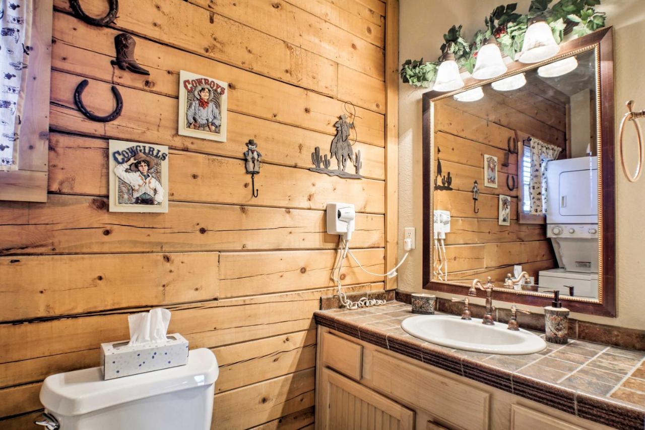Apartament Cabin-Style Studio Right Off The Branson Strip! Zewnętrze zdjęcie