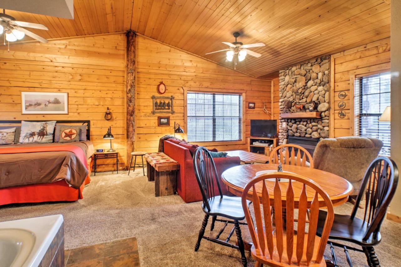 Apartament Cabin-Style Studio Right Off The Branson Strip! Zewnętrze zdjęcie